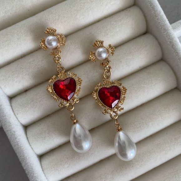 Red ruby heart and pearl drop earrings ❤️ - Picture 1 of 6